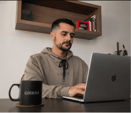 Mateus, cofundador da Codexa